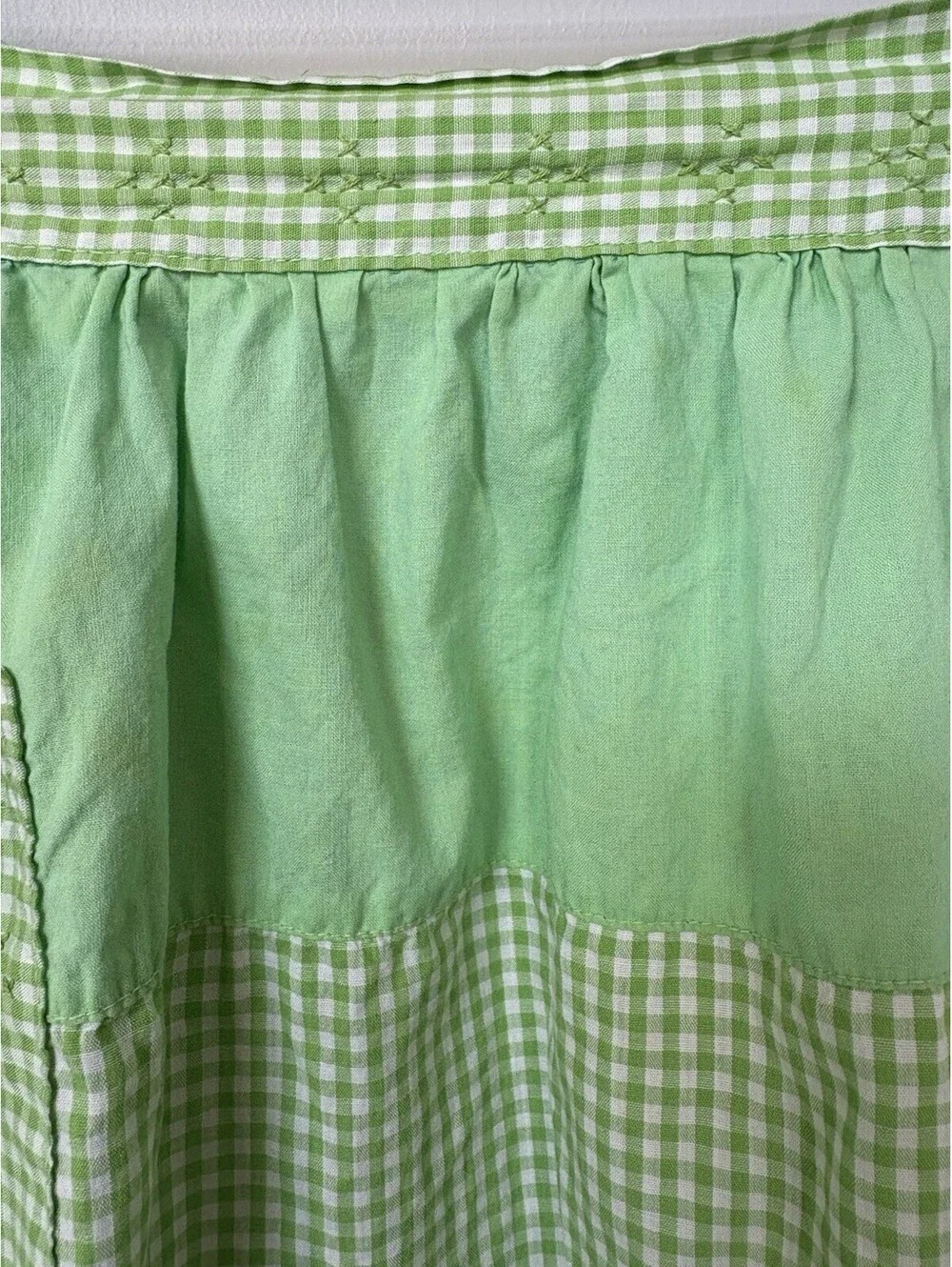 Vintage 1950s Green Gingham Half Apron Embroidered Chicken Scratch Cross Stitch